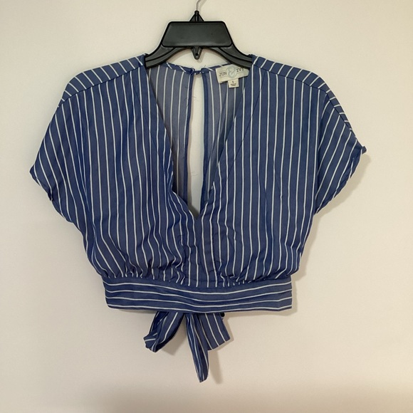 Jun & Ivy Tops - Jun & Ivy Striped Blouse